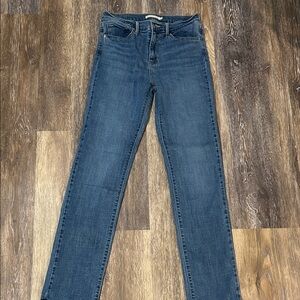 Classic Blue Levi’s 724 Women's Jeans